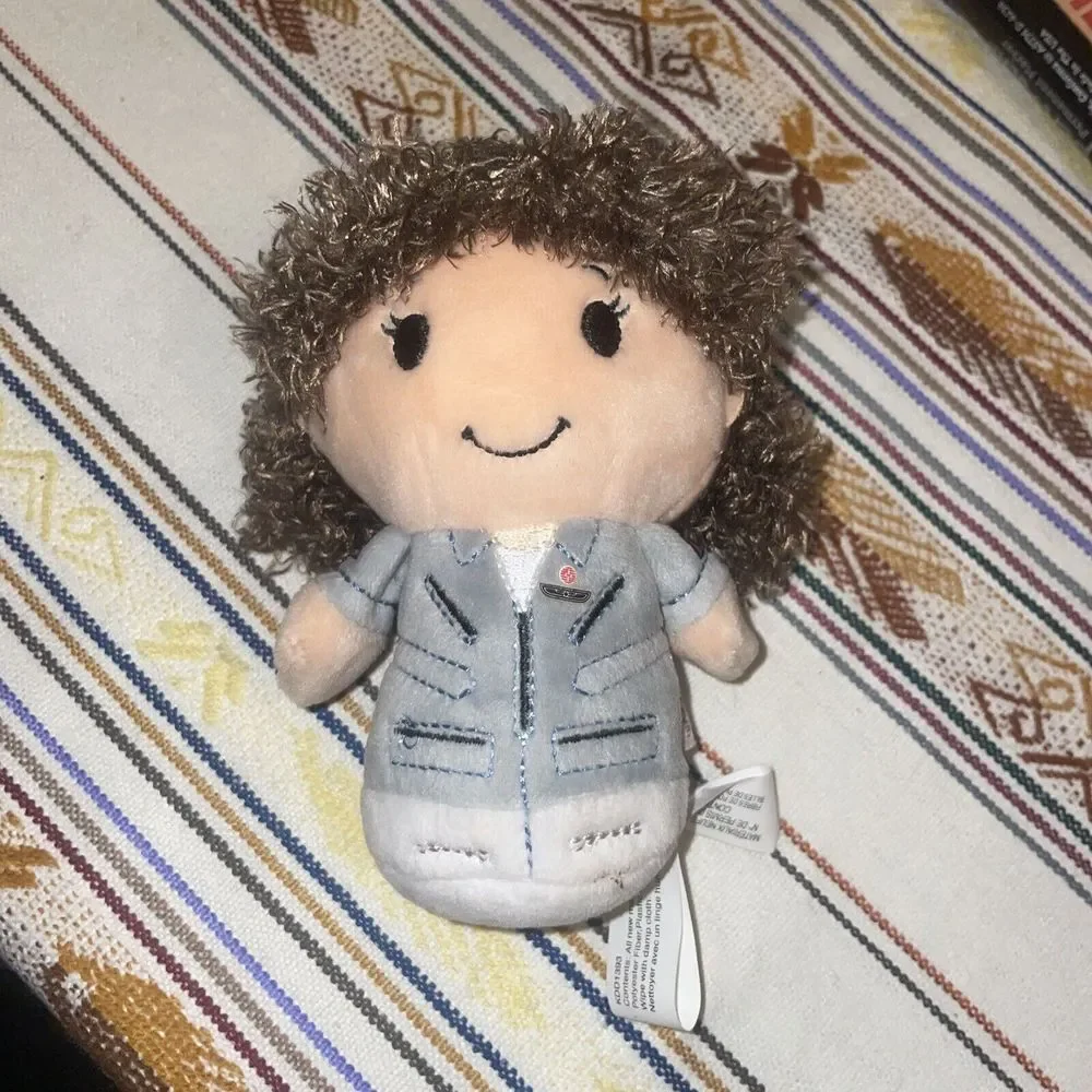 New 2017 Hallmark‎ Itty Bittys Alien Ellen Ripley Limited Edition No Tag